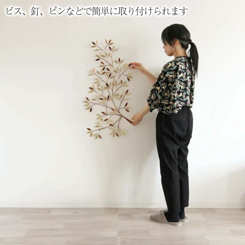 ビス、釘、ピンなどで簡単に取り付けられます