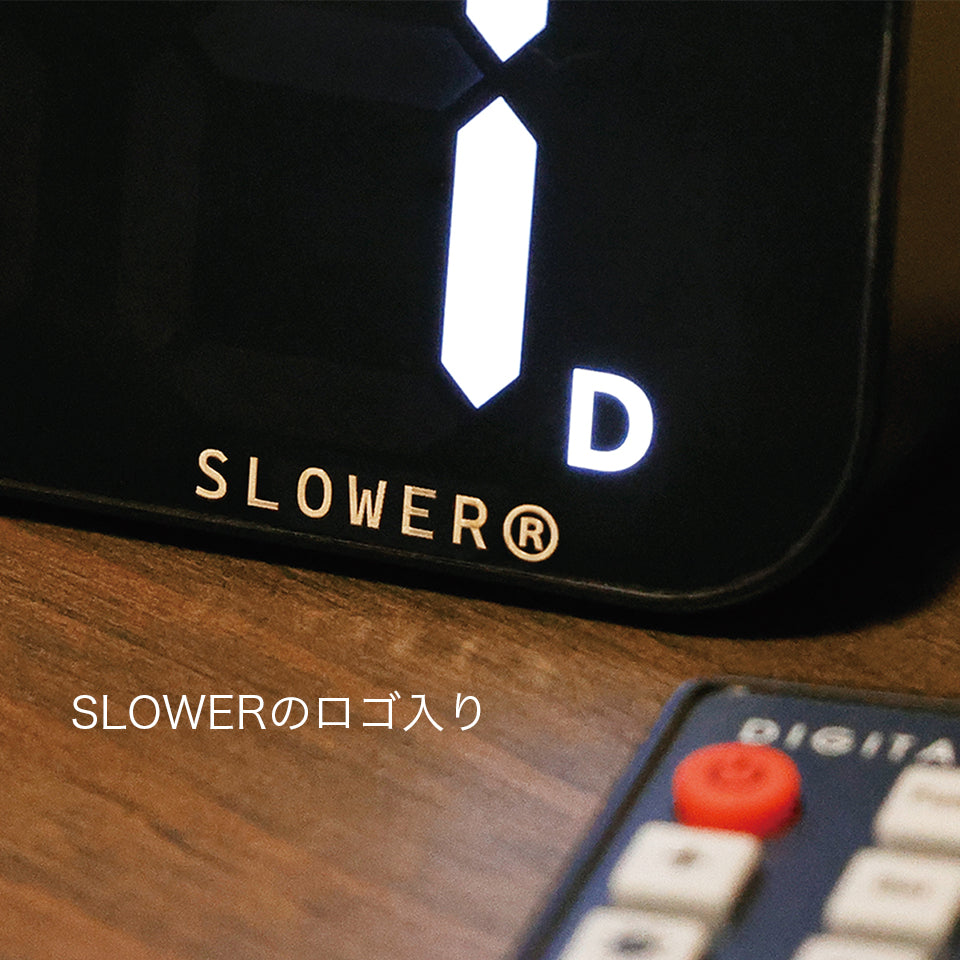 SLOWERのロゴ入り