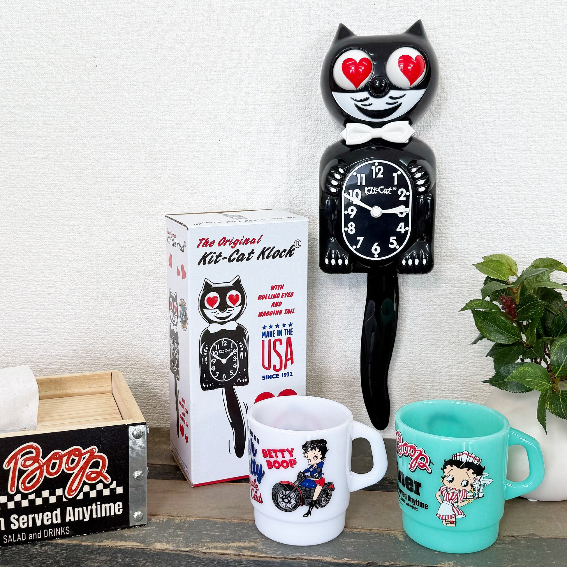 Kit-Cat Klock キットキャットクロック種類
Heart Eyesイメージ画像　