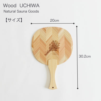 国産杉材木製うちわのサイズ詳細（約幅20cm × 約長さ30cm）